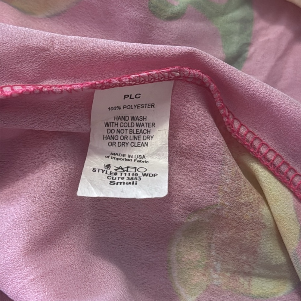 Cake Vibrant Pink spicy Margarita cactus  Print Blouse boutique size small Z13 - Picture 5 of 5